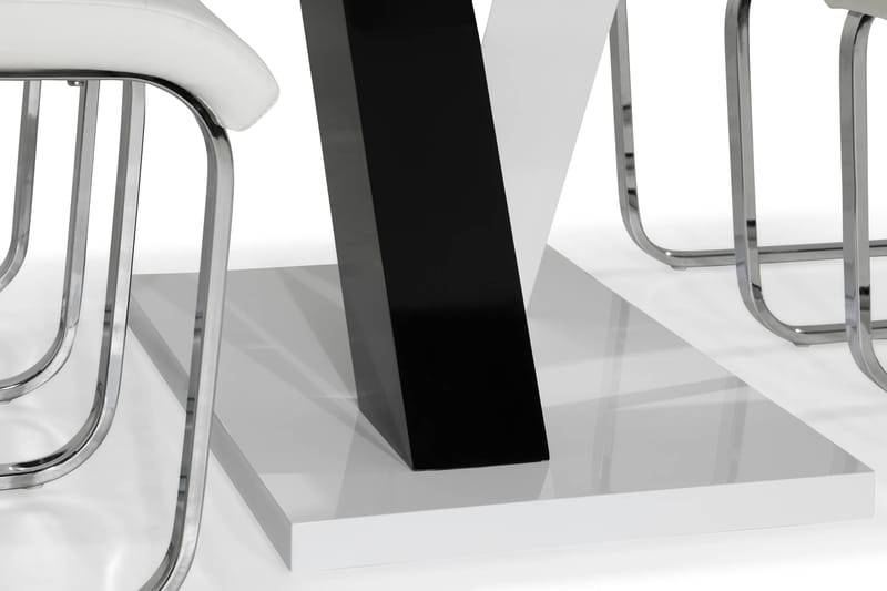 Cesi Spisebordssæt 140 cm med 4 Cibus Stole - Hvid/Sort/Sort PU/Krom - Møbler - Borde - Spisebordssæt