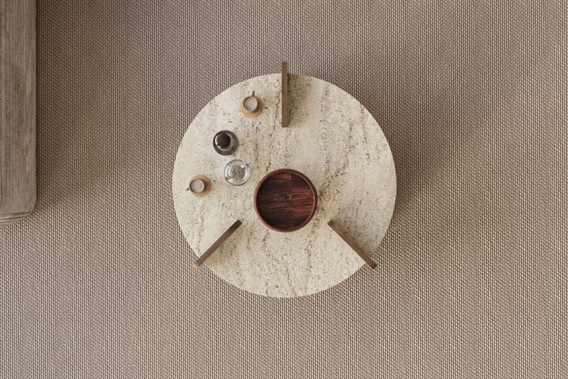 Cindral sofabord 70 cm rundt - Travertin og Valnød - Møbler - Borde - Sofabord