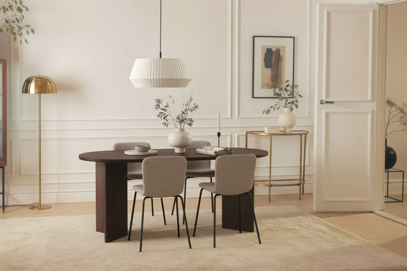 Dano Spisebord 180 cm med 4 Katy Spisestole - Valnød / Greige - Møbler - Borde - Spisebordssæt