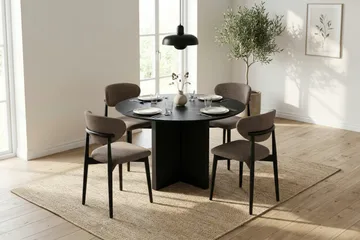 Edda Rundt Spisebord 110 cm i Træ med Sortlasseret Eg-udseende - Sortbejdset eg - Møbler - Borde - Spisebord og køkkenbord
