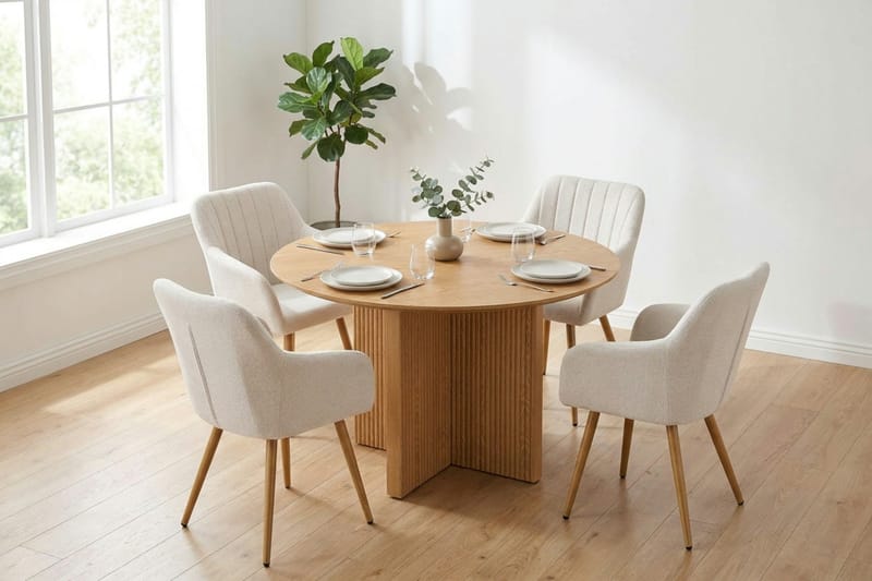 Edda spisegruppe rund 110 cm eg med 4 Filippa spisebordsstole - Eg - Møbler - Borde - Spisebordssæt