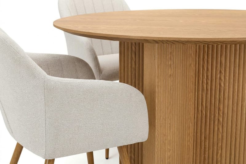 Edda spisegruppe rund 110 cm eg med 4 Filippa spisebordsstole - Eg - Møbler - Borde - Spisebordssæt