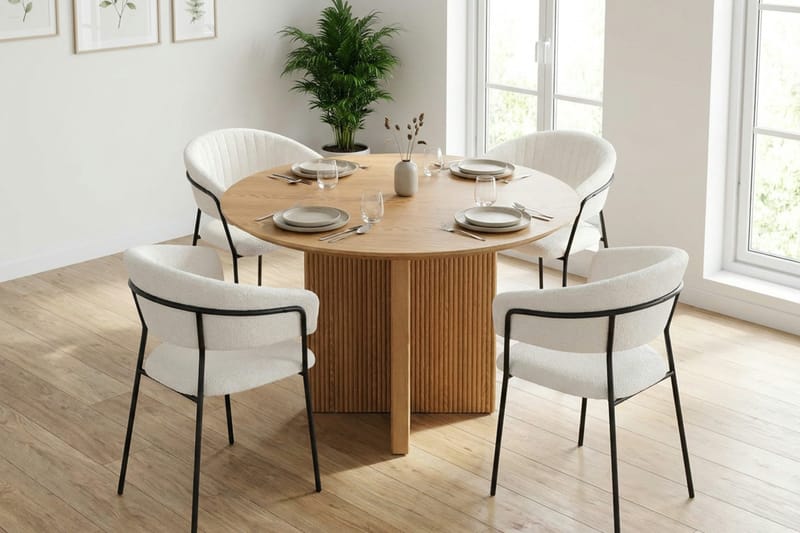 Edda spisegruppe rund 110 cm eg med 4 Karol spisestole - Eg - Møbler - Borde - Spisebordssæt