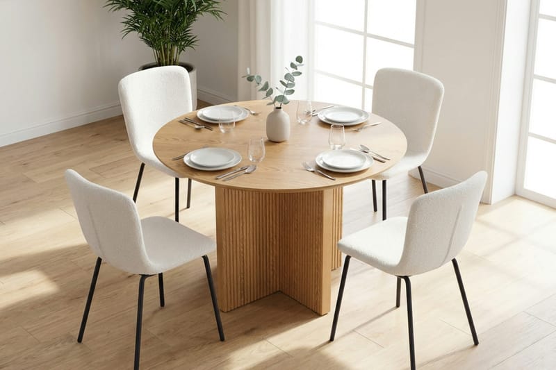 Edda spisegruppe rund 110 cm Eg med 4 Katy spisestole - Eg - Møbler - Borde - Spisebordssæt