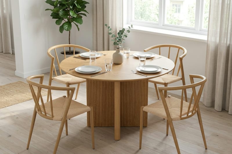 Edda spisegruppe rund 110 cm Eg med 4 Winston spisestole - Eg - Møbler - Borde - Spisebordssæt