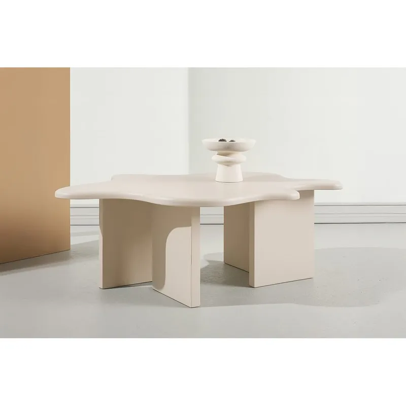 Flower Sofabord 116 cm med Organisk Form i Malet Træ - Cremehvid - Møbler - Borde - Sofabord