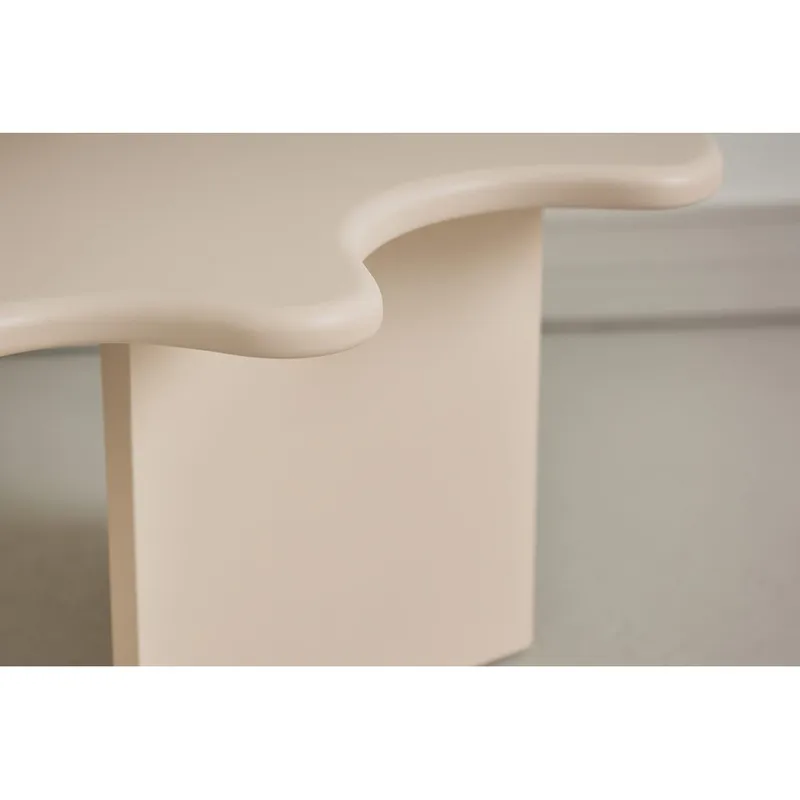 Flower Sofabord 116 cm med Organisk Form i Malet Træ - Cremehvid - Møbler - Borde - Sofabord