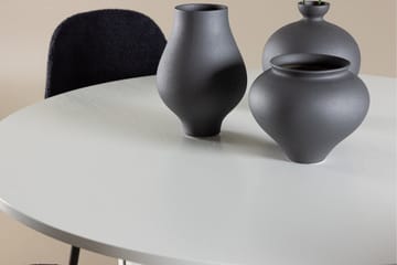 Härön Spisegruppe 110 cm Rundt med 4 Polar stole - Hvit/Svart - Møbler - Borde - Spisebordssæt