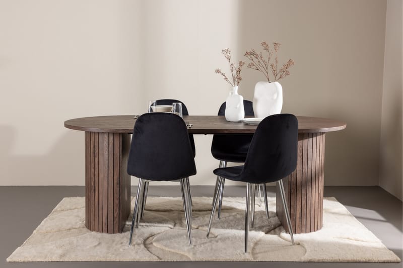 Härön Spisegruppe 200 cm Oval med 4 Polar stole - Mocca/Svart - Møbler - Borde - Spisebordssæt