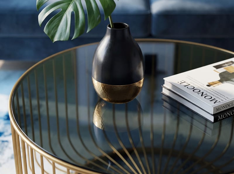 Helora rundt sofabord 60 cm i glas og metal - guld / sort - Møbler - Borde - Sofabord