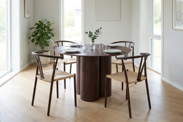 Juno spisegruppe rund 110 cm i valnød med 4 Elysia spisestole - Valnød - Møbler - Borde - Spisebordssæt