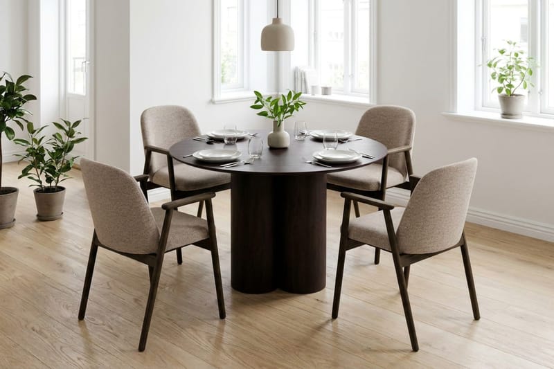 Juno spisegruppe rund 110 cm røget eg med 4 Reciclar-spisestole - Røget eg - Møbler - Borde - Spisebordssæt