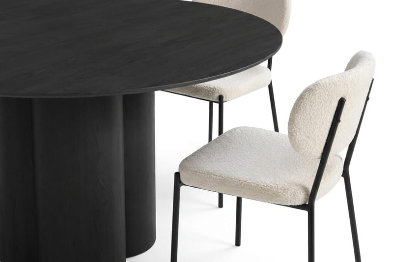 Juno spisegruppe rund 150 cm sort med 6 Gemmiano spisestole - Sortbejdset eg - Møbler - Borde - Spisebordssæt