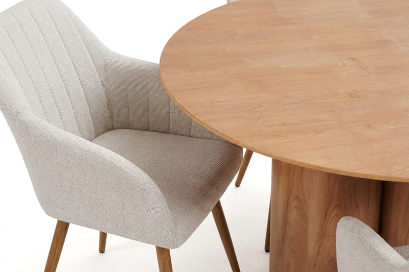 Juno spisegruppe rundt 130 cm eg med 6 Filippa spisestole - Eg - Møbler - Borde - Spisebordssæt