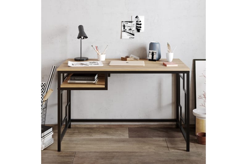 Amsberg Skrivebord 120 cm med Opbevaring Hylde - Sort - Møbler - Borde - Kontorbord - Skrivebord