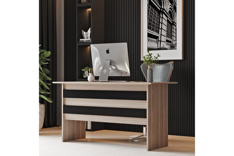 Barrock Skrivebord 140 cm - Natur/Sort - Møbler - Borde - Kontorbord - Skrivebord