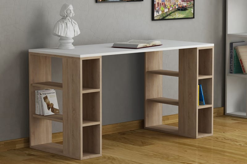 Colmaron Skrivebord 140 cm med Opbevaring Hylder - Hvid/Egefarvet - Møbler - Borde - Kontorbord - Skrivebord