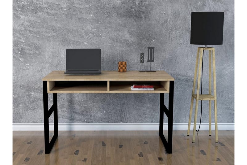 Gersby Skrivebord 120 cm med Opbevaring Hylde - Natur/Sort - Møbler - Borde - Kontorbord - Skrivebord