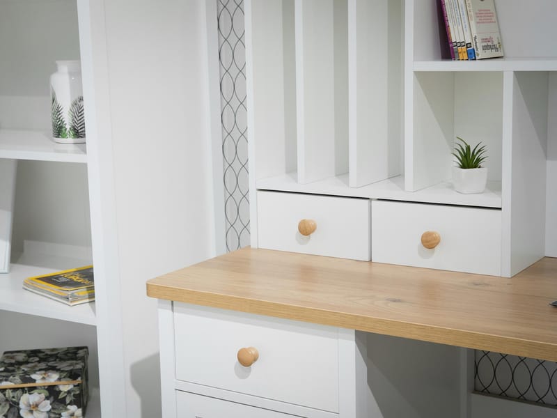 Skrivebord Historie Beige, eg - Beige, eg - Møbler - Borde - Kontorbord - Skrivebord