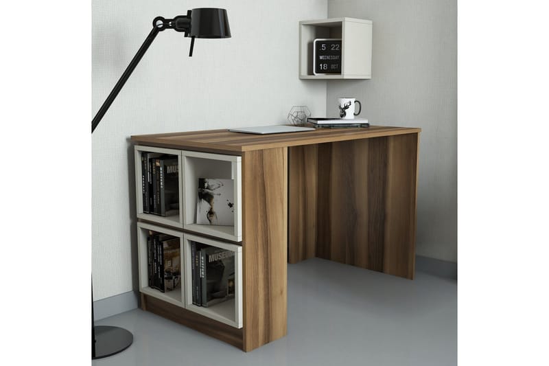 Hovdane Skrivebord 120 med Opbevaring Hylde + Væghylde - Brun/Cremehvid - Møbler - Borde - Kontorbord - Skrivebord