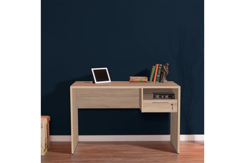 Irbene Skrivebord 120 cm med Opbevaringshylder + Låsebar Sku - Natur - Møbler - Borde - Kontorbord - Skrivebord