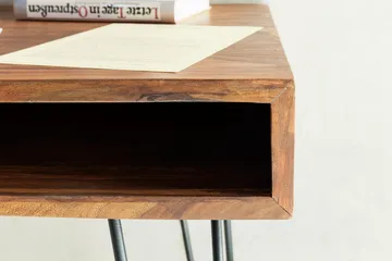 Langner Skrivebord 110 cm med Opbevaring Hylde - Massivt Træ/Sort - Møbler - Borde - Kontorbord - Skrivebord