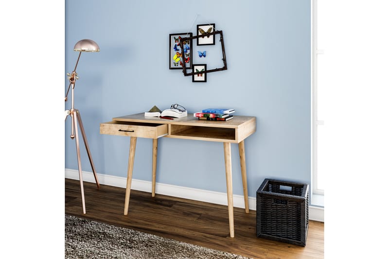 Myrvallen Skrivebord 105 cm med Opbevaring Hylde + Skuffe - Brun - Møbler - Borde - Kontorbord - Skrivebord