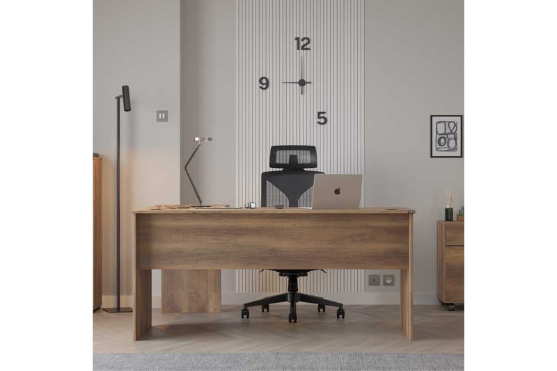 Soonam Skrivebord 160x144 cm - Mellemfarvet træ - Møbler - Borde - Kontorbord - Skrivebord