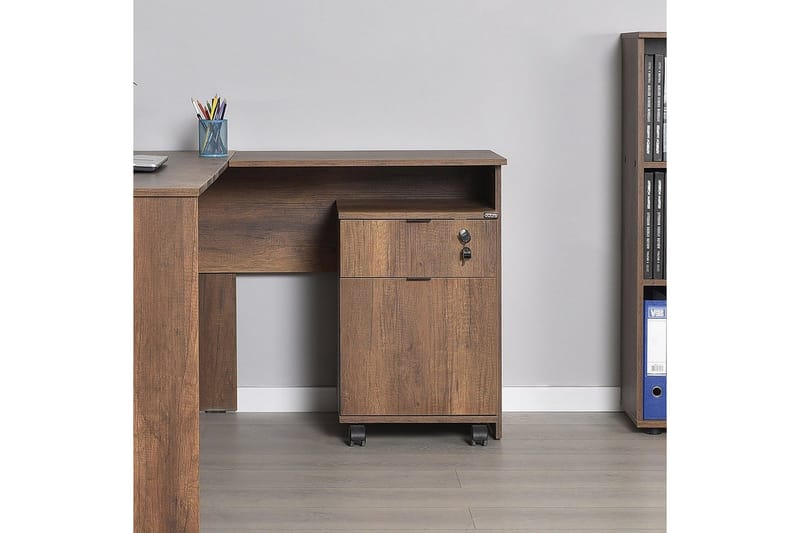 Soonam Skrivebord 160x144 cm - Mellemfarvet træ - Møbler - Borde - Kontorbord - Skrivebord