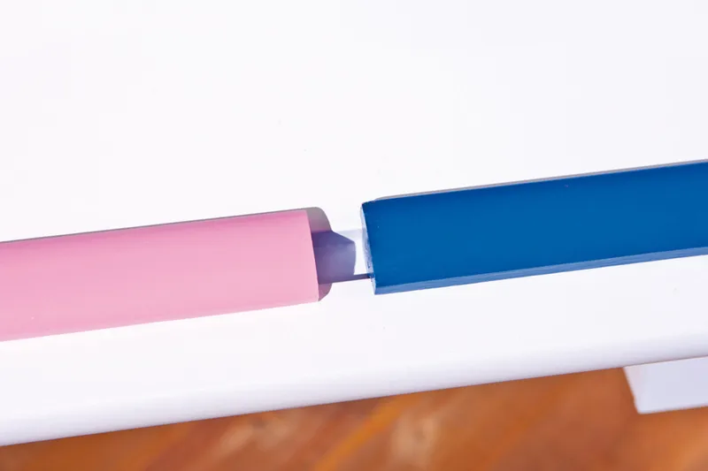 Selena Skrivebord til børn - Hvid/Lyserød - Møbler - Borde - Kontorbord - Tegnebord