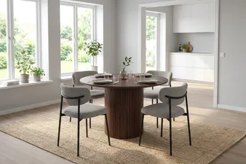 Kopparbo rund spisegruppe 110 cm i valnød med 4 Lucy-spisebordsstole - Valnød - Møbler - Borde - Spisebordssæt