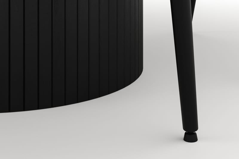 Kopparbo Rund Spisegruppe 130 cm 4 Alsarp Spisestole - Sort - Møbler - Borde - Spisebordssæt