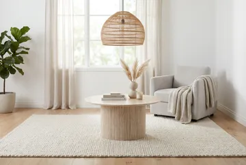 Kopparbo Rundt Sofabord 85 cm med Travertinudseende, Rillet Søjlefod og Tynd Bordplade - Beige - Møbler - Borde - Sofabord