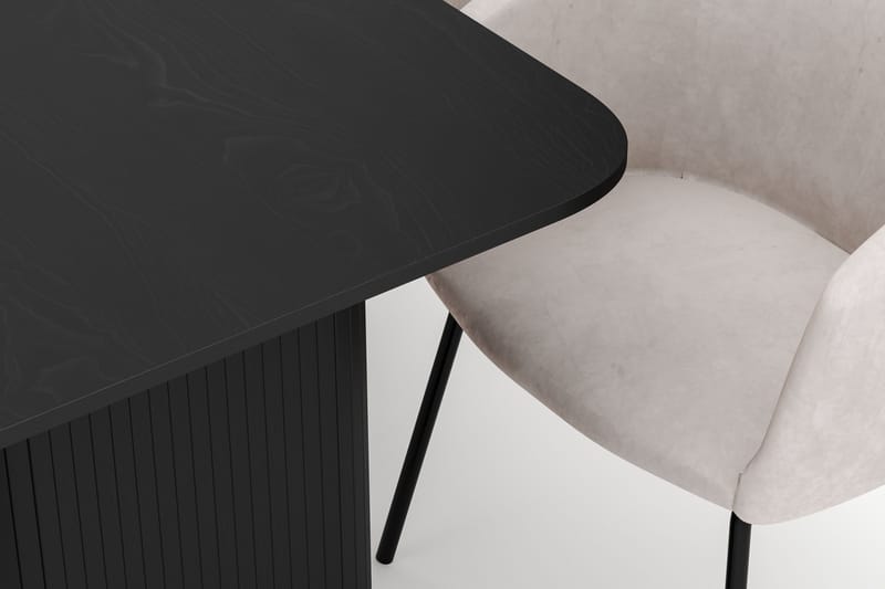 Kopparbo Spisebord 180-240 cm Udtrækkeligt med 6 Berit Stole - Sort - Møbler - Borde - Spisebordssæt