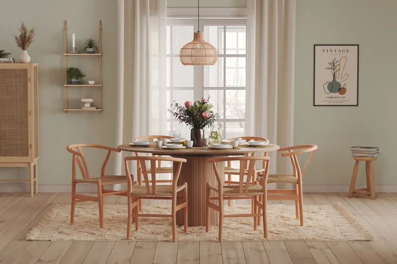 Kopparbo Lys Rundt Spisebord 106 cm Udvideligt med tillægsplade - Hvidlaseret Eg / Træ - Møbler - Borde - Spisebord og køkkenbord