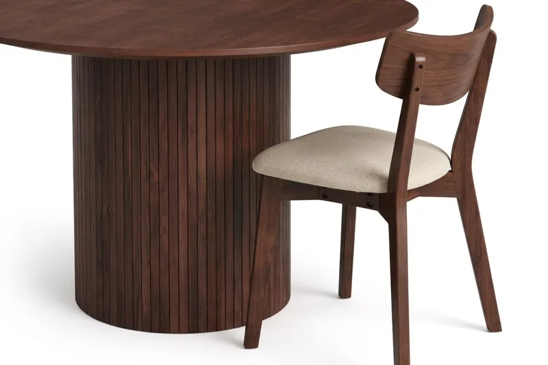 Kopparbo spisegruppe 110 cm rund i valnød med 4 Amelia spisebordsstole med hynde - Valnød/Beige - Møbler - Borde - Spisebordssæt