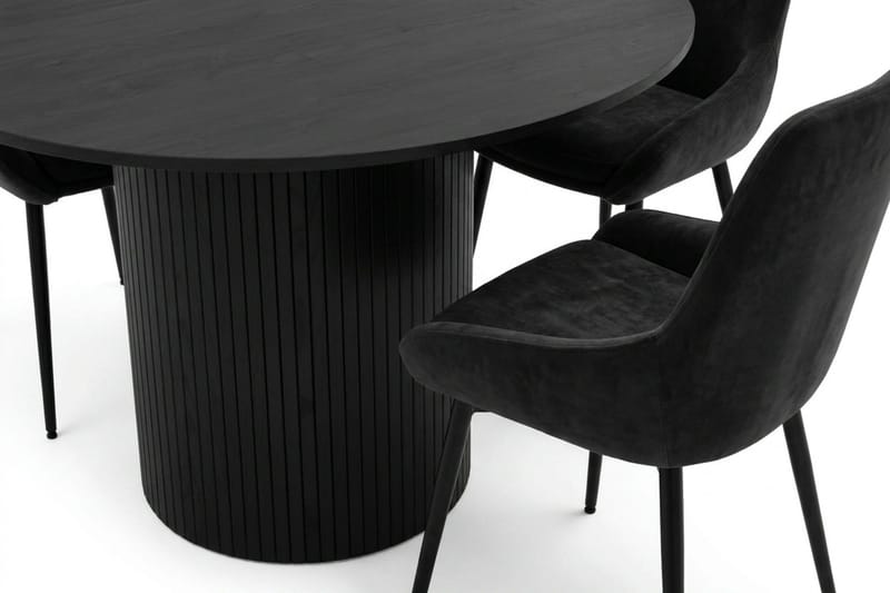 Kopparbo spisegruppe rund 110 cm, sort med 4 Alsarp spisestole - Sort - Møbler - Borde - Spisebordssæt