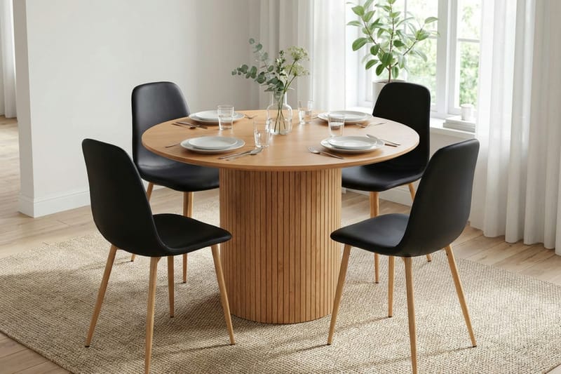 Kopparbo spisegruppe rund 110 cm eg med 4 Nibe spisestole - Eg - Møbler - Borde - Spisebordssæt