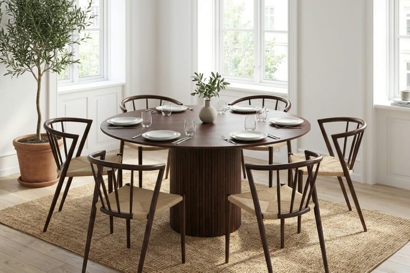 Kopparbo spisegruppe rund 150 cm valnød med 6 Winston spisestole - Valnød - Møbler - Borde - Spisebordssæt