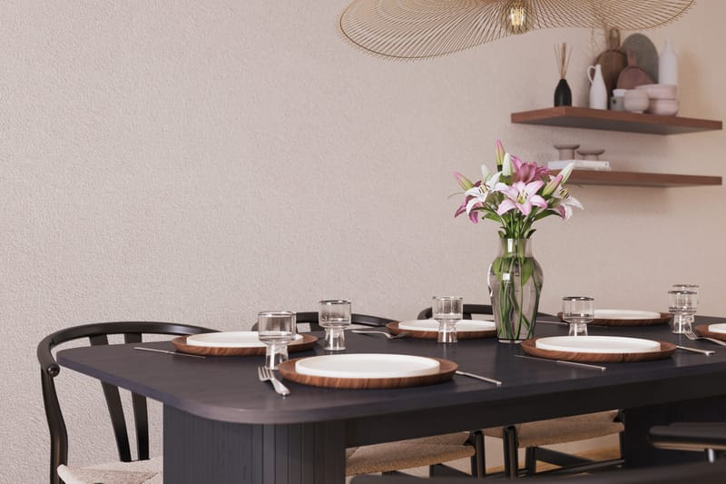 Kopparbo Spisegruppe udvides 180-240 cm med 6 Dastoori Spisestol - Sort - Møbler - Borde - Spisebordssæt