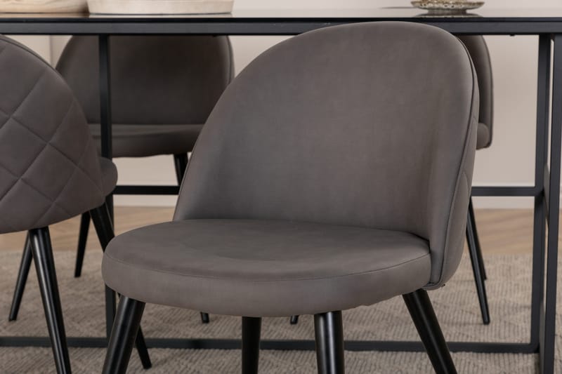 Leif spisebord med 4 stk. Velvet spisebordsstole - Møbler - Borde - Spisebordssæt