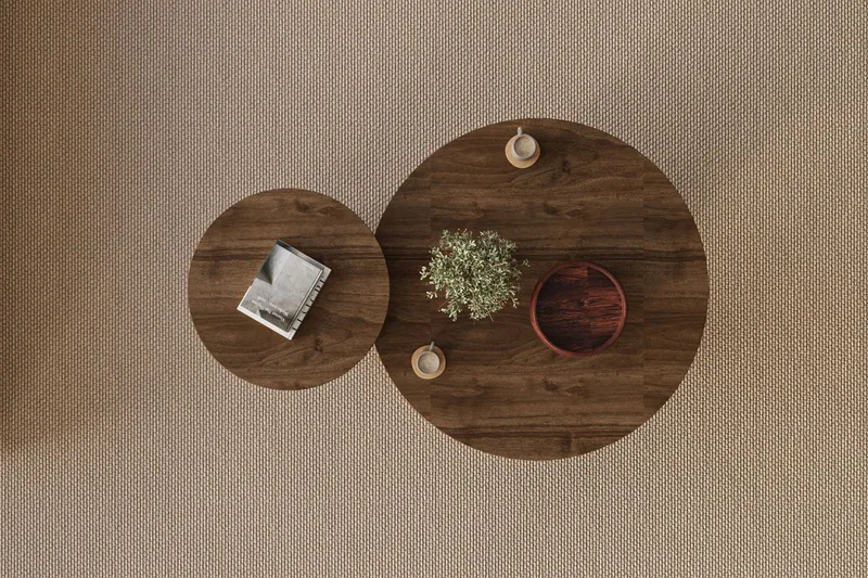 Lorricus sofabord 70 cm rundt - Valnød og Travertin - Møbler - Borde - Sofabord