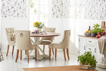 Lyon rund spisegruppe Ø150 cm med 4 Viktoria stole - Vintage Natur/Hvid/Beige - Møbler - Borde - Spisebordssæt