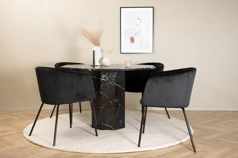Marbs spisebord 110 cm rundt med 4 Berit armstole med armlæn