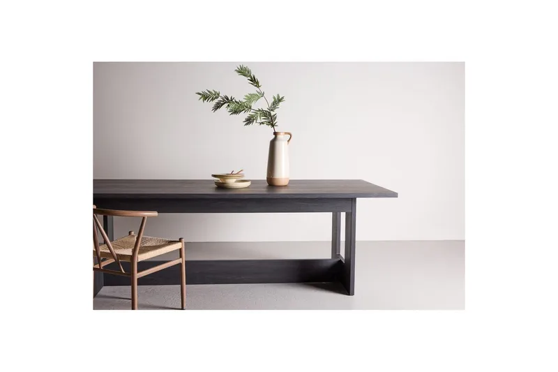Milly Stort Rektangulært Spisebord 235 cm med Træ- og Valnøddeudseende - Sort - Møbler - Borde - Spisebord og køkkenbord