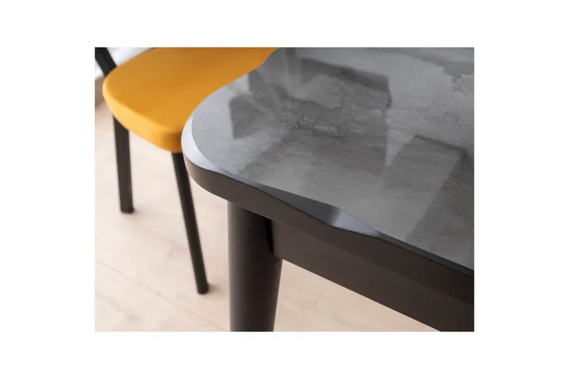 Morin Spisebord 130 cm Rektangulær - Sort - Møbler - Borde - Spisebord og køkkenbord