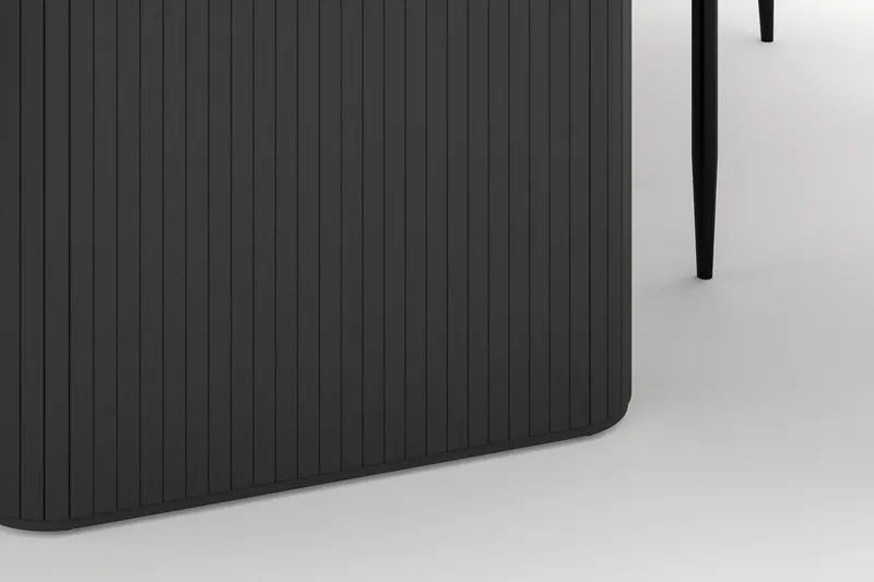 Noira Ovalt Matbord 220 cm med 6 Sawako Stolar - Sort - Møbler - Borde - Spisebordssæt