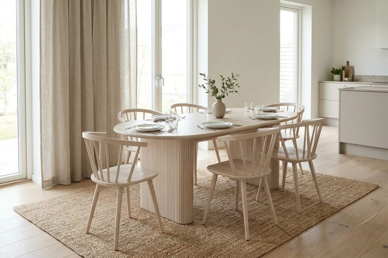 Noira spisegruppe rektangulær 180 cm hvidlaseret med 6 Tyrö-spisestole - Hvidbejdset eg - Møbler - Borde - Spisebordssæt