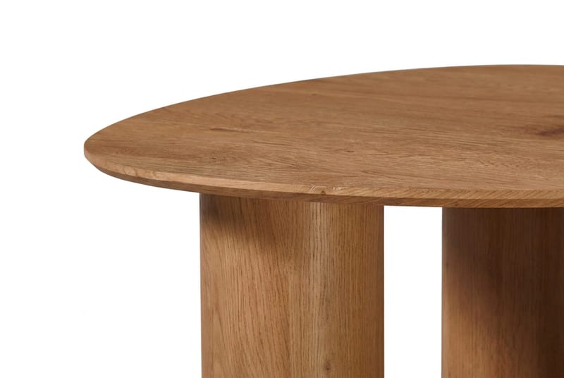 Nova sofabord trekantet 85 cm - Eg - Møbler - Borde - Sofabord