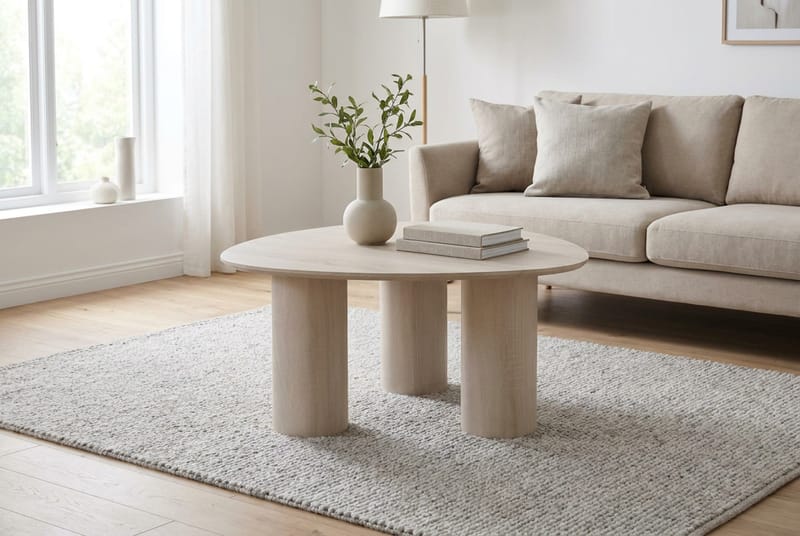 Nova Sofabord Trekantet 85 cm - Hvidlaseret - Møbler - Borde - Sofabord